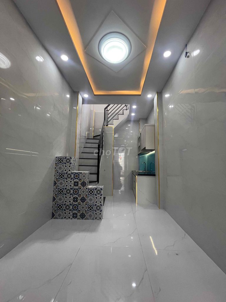 Дом в переулке 152 Ly Thanh Tong, Tan Phu, 3х5м, 2 этажа, 2 спальни