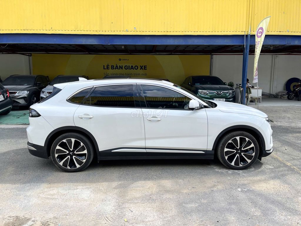 VINFAST VF8 PLUS 2023 MUA PIN SDI XE CTY THANH LÝ. Mua bán Ô tô tại Thành phố Thủ Đức Tp Hồ Chí Minh được đăng bởi Hiếu hình 5