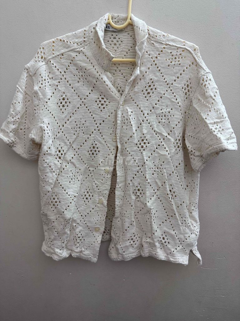 Áo ZARA màu be đi biển. Mua bán Quần áo tại Quận Tân Phú Tp Hồ Chí Minh được đăng bởi Bùi Tấn Tài hình 1