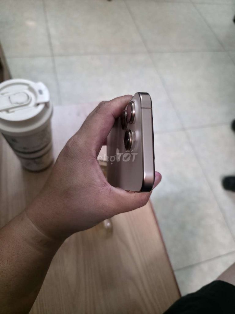 iPhone 16 Pro 256GB Vàng sa mạc. Mua bán Điện thoại tại Quận Long Biên Hà Nội được đăng bởi Trần minh đạt hình 1