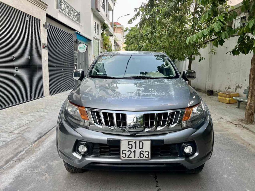 MITSUBISHI TRITON 4x2 AT 2019 NK THÁI LAN XE ĐẸP