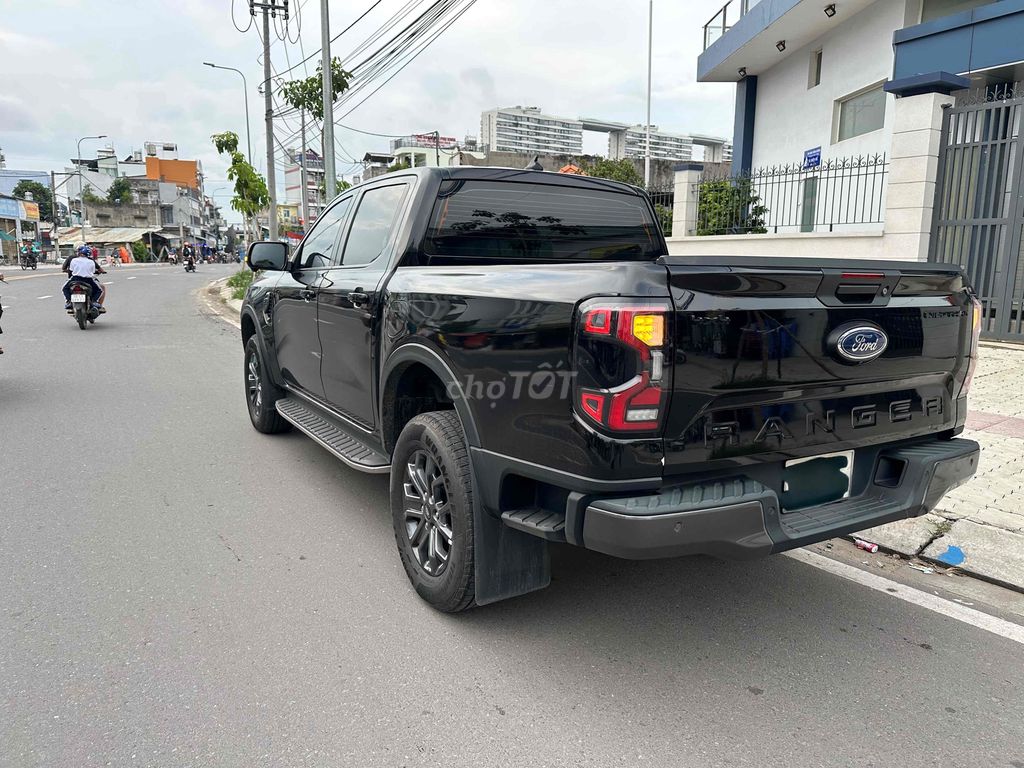 Ford Ranger 2023 Wildtrak 2.0L 4x4 AT - 42000 km. Mua bán Ô tô tại Quận 8 Tp Hồ Chí Minh được đăng bởi Cửa Hàng Xe Máy 288 Phong Trề hình 5