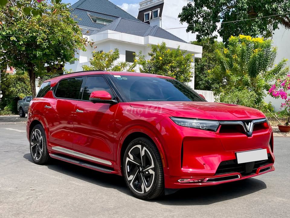 VF9 Plus 2024 màu đỏ lướt 07 ghế vip. Mua bán Ô tô tại Quận Gò Vấp Tp Hồ Chí Minh được đăng bởi Quang hình 7