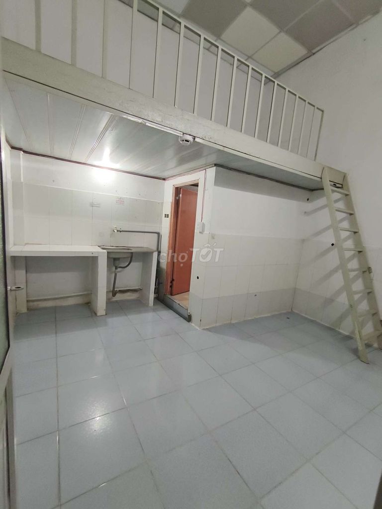 phòng 20m gần CVien Gia Định giá rẻ