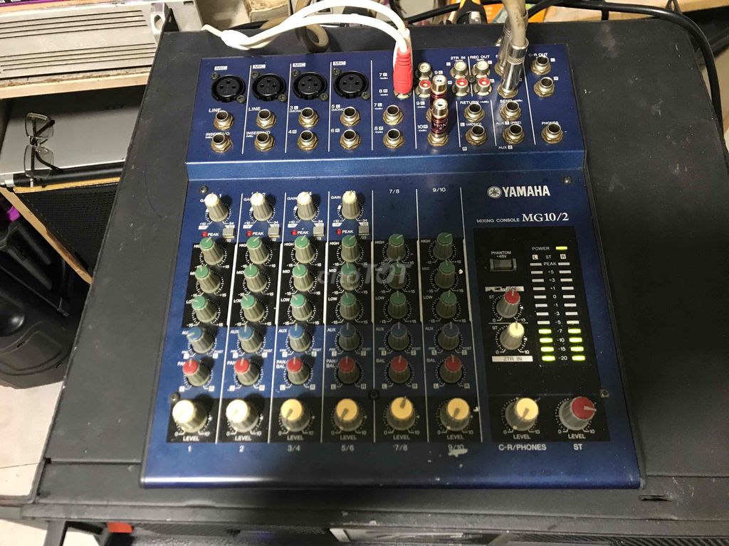 Mixer bàn YAMAHA 8 lines model:MG10/2made in Japan