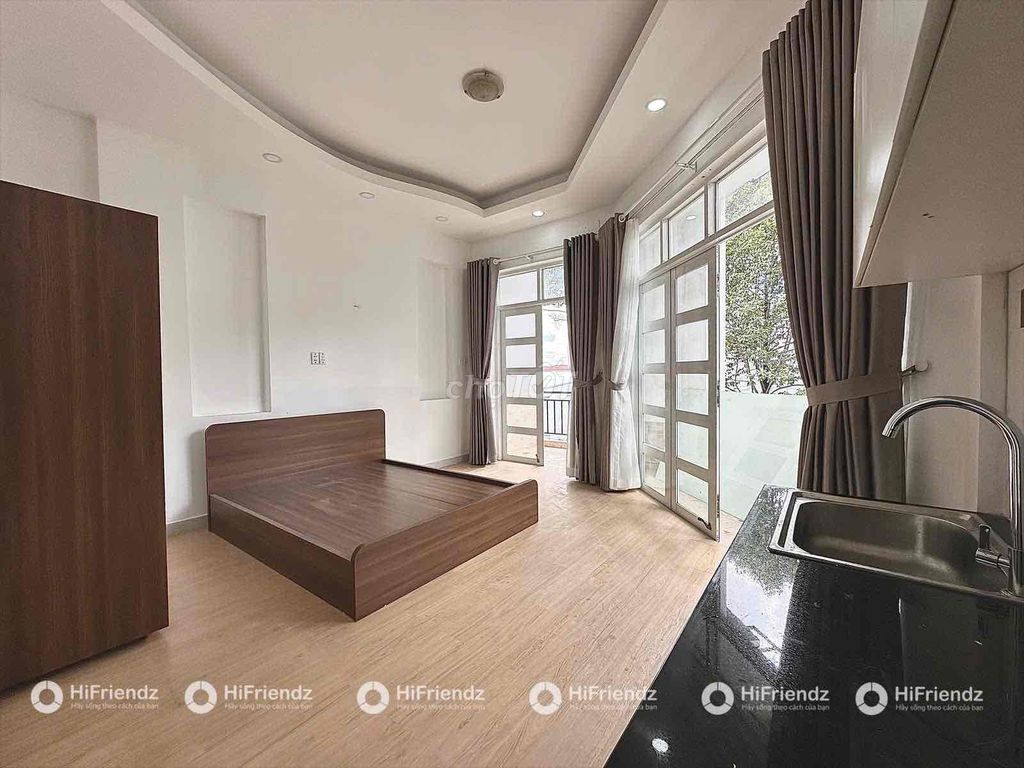CĂN 1 PHÒNG NGỦ TÁCH BẾP, CỬA SỔ TRỜI THÔNG THOÁNG