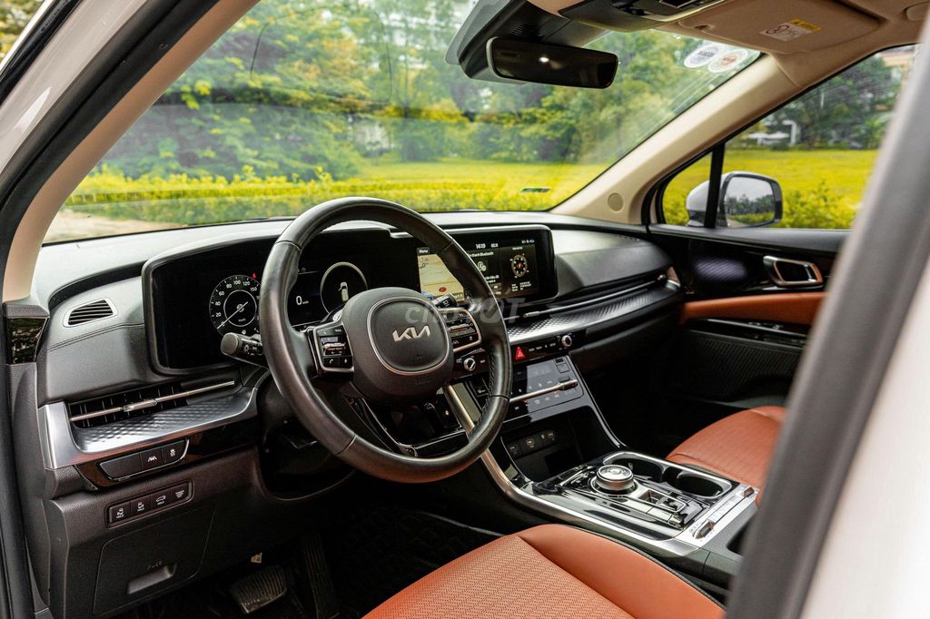 Kia Carnival 2023 Signature 3.5G - 47000 km. Mua bán Ô tô tại Quận 7 Tp Hồ Chí Minh được đăng bởi Minh Anh hình 4