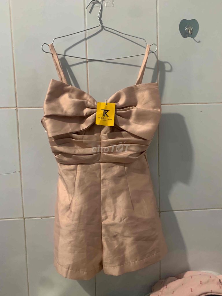 Đầm nữ size S-M màu Hồng nhạt Mới. Mua bán Quần áo tại Huyện Vĩnh Cửu Đồng Nai được đăng bởi Quỳnh Rin  hình 1