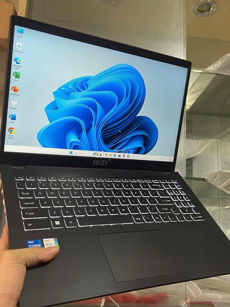 MSI Modern i5 12th 15.6inch 8GB/512GB Đen. Mua bán Laptop tại Quận Gò Vấp Tp Hồ Chí Minh được đăng bởi Thanh lí cầm đồ hình 1