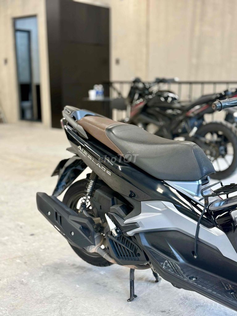Cần bán Honda Air Blade 150 giá tốt. Mua bán Xe máy tại Thành phố Thủ Đức Tp Hồ Chí Minh được đăng bởi iMotorbike Khang hình 9