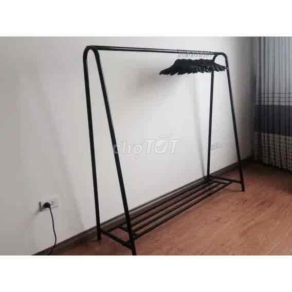 Kệ sắt chữ A treo đồ. Mua bán Tủ, kệ gia đình tại Quận Bình Tân Tp Hồ Chí Minh được đăng bởi  Tuấn hình 1