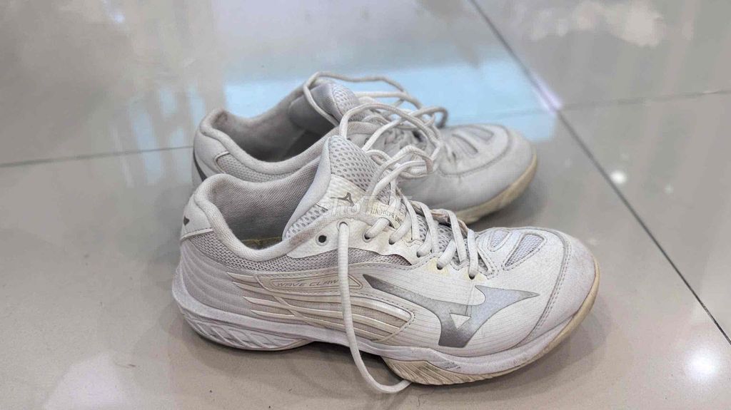 Giày thể thao Mizuno Wave Claw 2 Trắng 37. Mua bán Giày dép tại Thị xã Phú Mỹ Bà Rịa - Vũng Tàu được đăng bởi hoàng thị ngọc thương hình 1