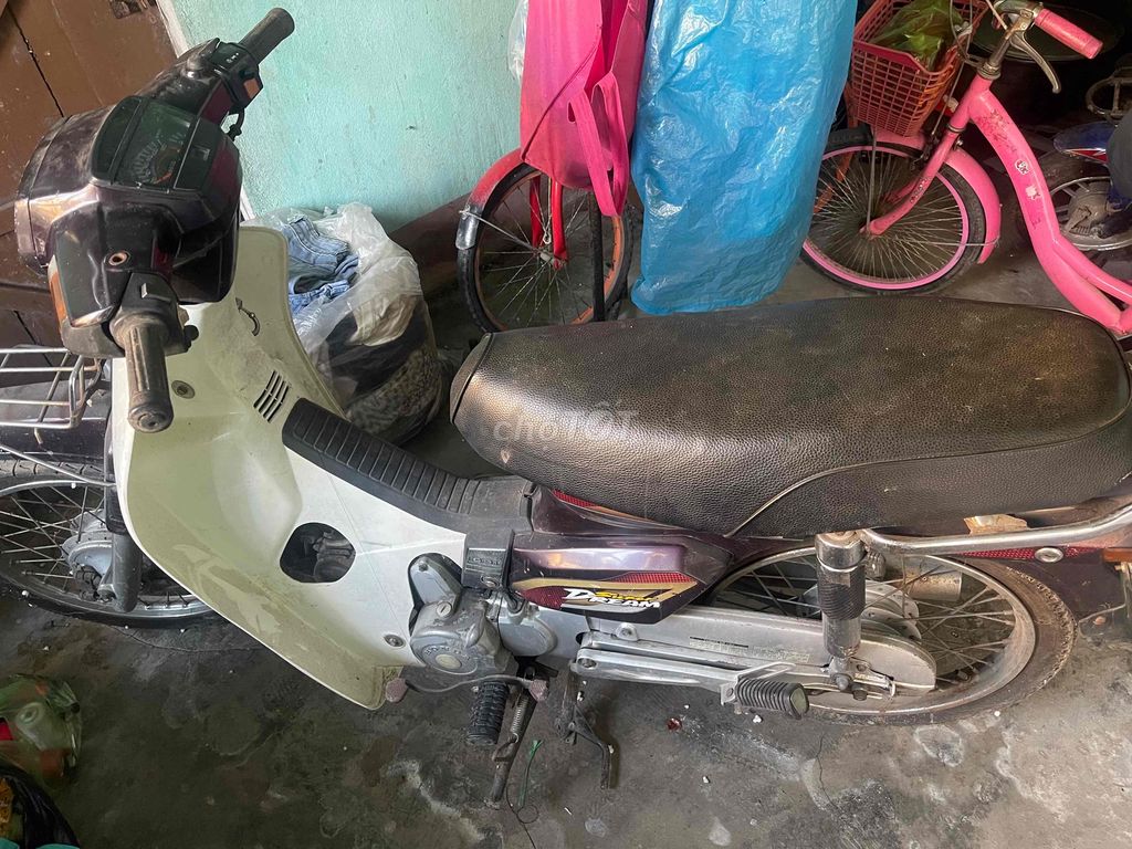 xe để lâu ko đi cần tiền bán lại giá cả hợp lý ban. Mua bán Xe máy tại Huyện Thanh Hà Hải Dương được đăng bởi Phạm thanh sang hình 3