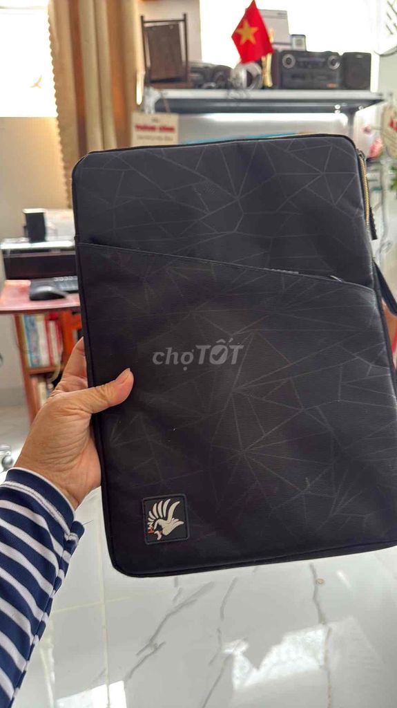 Túi chống sốc Nỉ 13-14 inch Đen cũ. Mua bán Phụ kiện (Màn hình, Chuột...) tại Quận Gò Vấp Tp Hồ Chí Minh được đăng bởi Kim Phượng hình 1