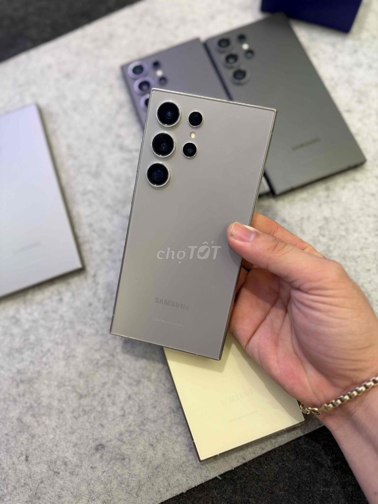 Samsung S24 Ultra 512GB Xám 99%. Mua bán Điện thoại tại Quận 3 Tp Hồ Chí Minh được đăng bởi 2 Hand STORE  hình 1