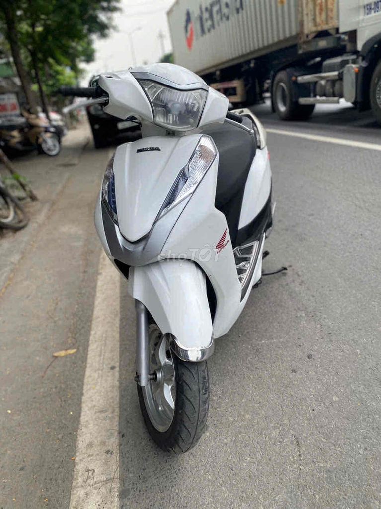 Honda lead 125 đời cao êm chất đẹp như hình. Mua bán Xe máy tại Quận Hồng Bàng Hải Phòng được đăng bởi Ly  hình 1