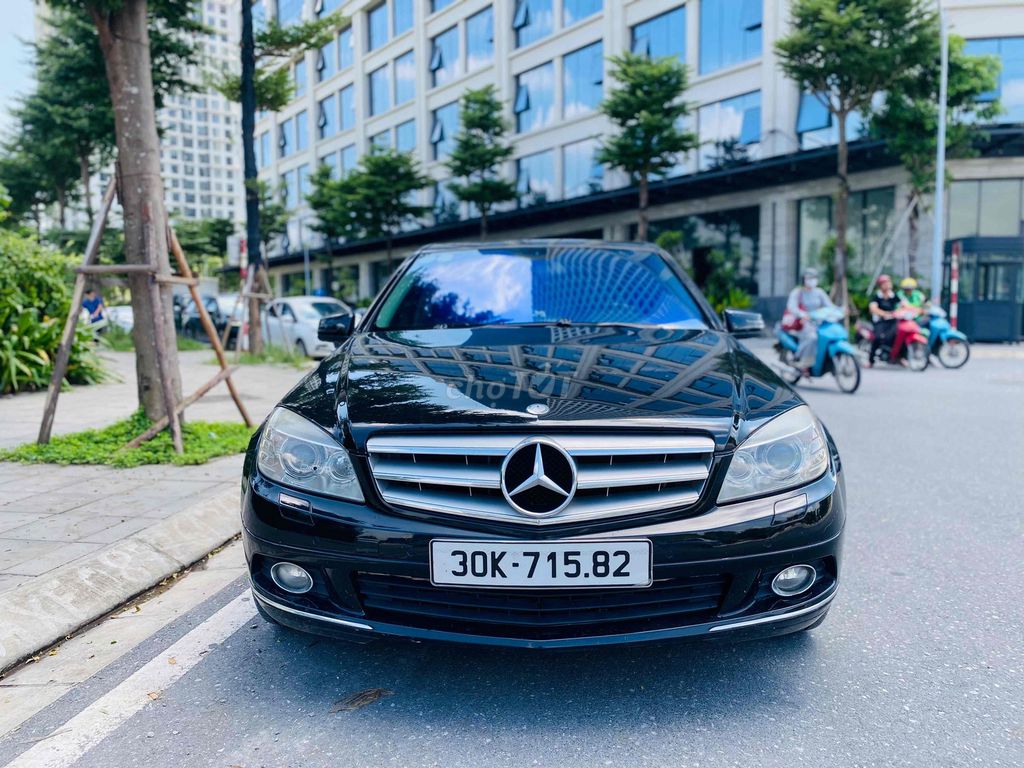 Mercedes Benz C Class 2010 C250 CGI - 90000 km. Mua bán Ô tô tại Quận Nam Từ Liêm Hà Nội được đăng bởi Em Tuan hình 1