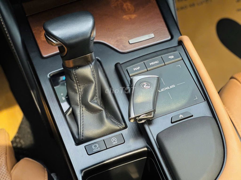 Lexus ES 2022 250 - 25000 km. Mua bán Ô tô tại Thành phố Thủ Đức Tp Hồ Chí Minh được đăng bởi Chẩn Auto Toàn Trung hình 11