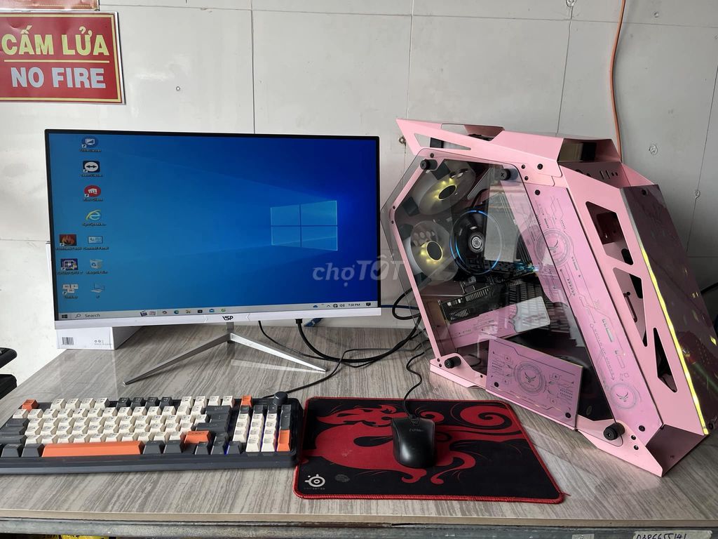 PC pink gaming chơi game liên minh, fifa, đột kích