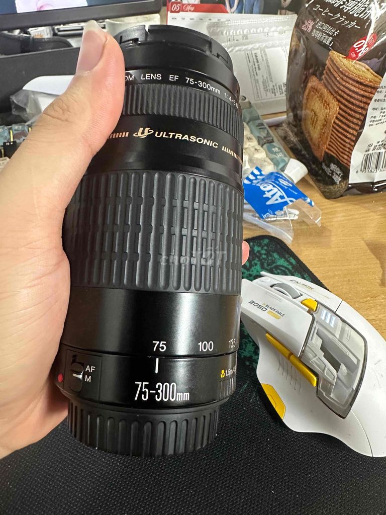 Ống kính Canon EF 75-300mm Đen Mới. Mua bán Máy ảnh, Máy quay tại Quận Hà Đông Hà Nội được đăng bởi Vũ Đức Thịnh hình 1