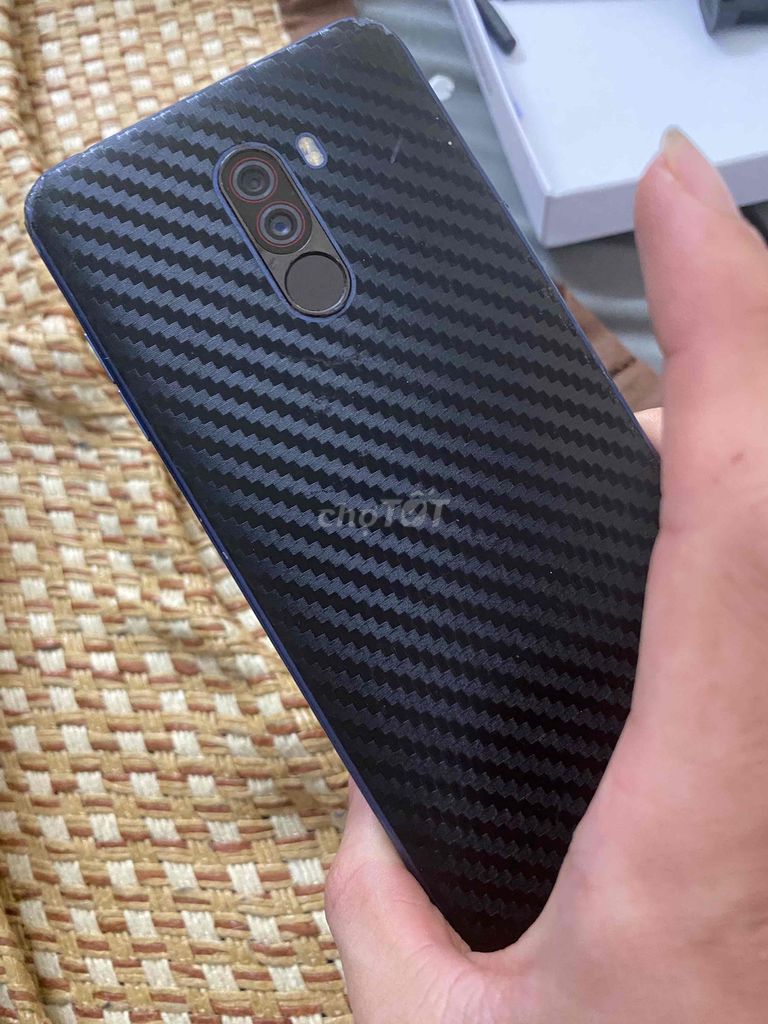 Xiaomi Pocophone F1 Đen. Mua bán Điện thoại tại Quận Bình Thạnh Tp Hồ Chí Minh được đăng bởi Lãm Nguyễn Viết hình 1