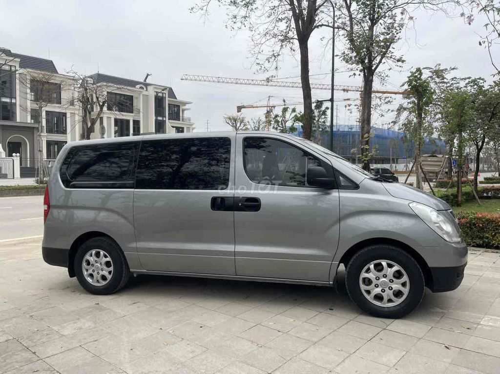 Hyundai Starex 2010 - 168888 km. Mua bán Ô tô tại Quận Tây Hồ Hà Nội được đăng bởi long hình 1