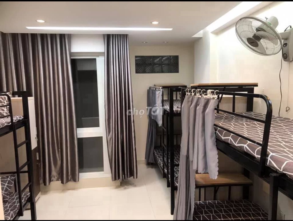 KÍ TÚC XÁ ĐẦY ĐỦ TIỆN NGHI