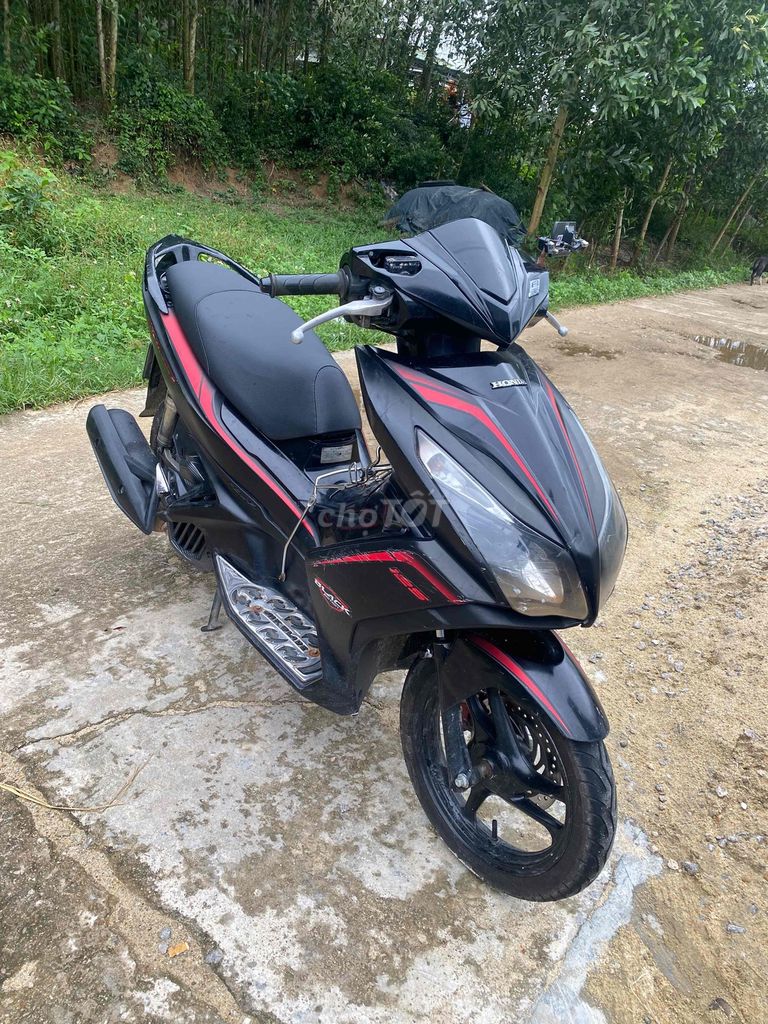 BÁN HONDA AIR BLADE - FI 2015. Mua bán Xe máy tại Huyện Thăng Bình Quảng Nam được đăng bởi Công Minh hình 2