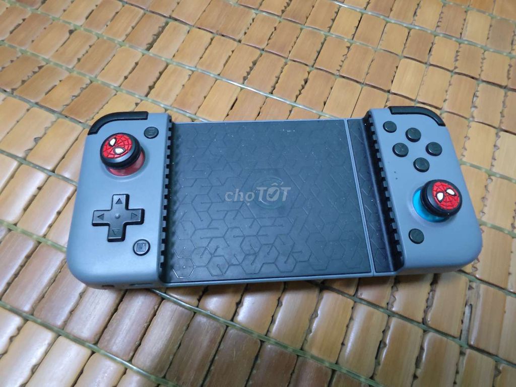 Tay cầm chơi game GameSir X2 Bluetooth. Mua bán Thiết bị chơi game tại Quận Cẩm Lệ Đà Nẵng được đăng bởi phamhai hình 1