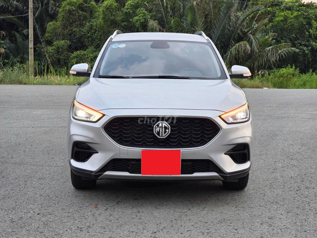 MG ZS STD 2022, số tự động 1.5AT - chuẩn 7.000 km.