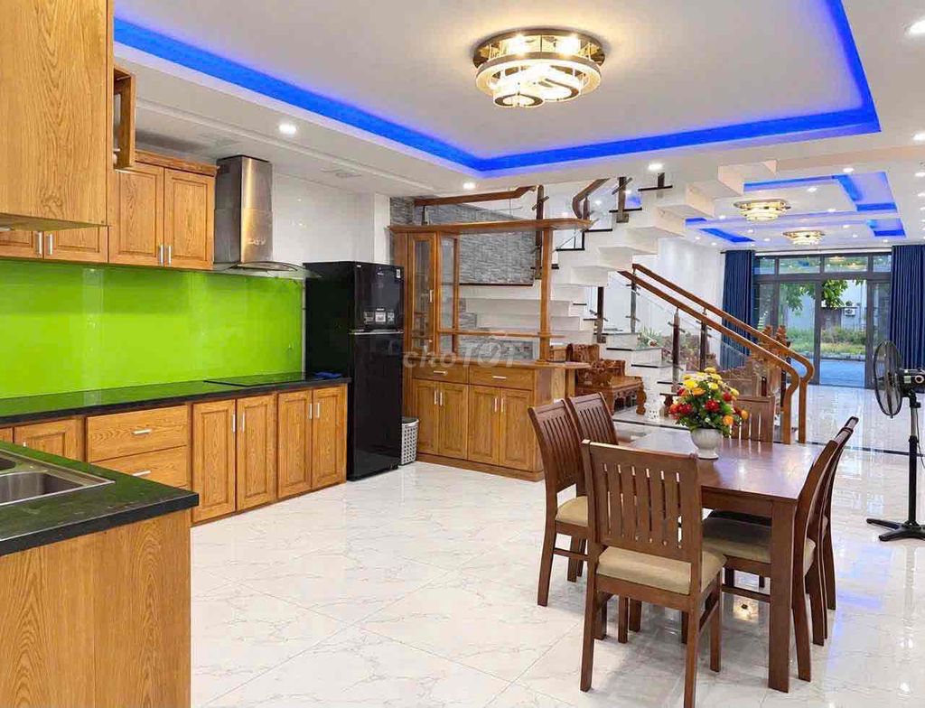 Меблированный дом с 5 спальнями на Đoàn Khuê, Nam Việt Á — фото 5