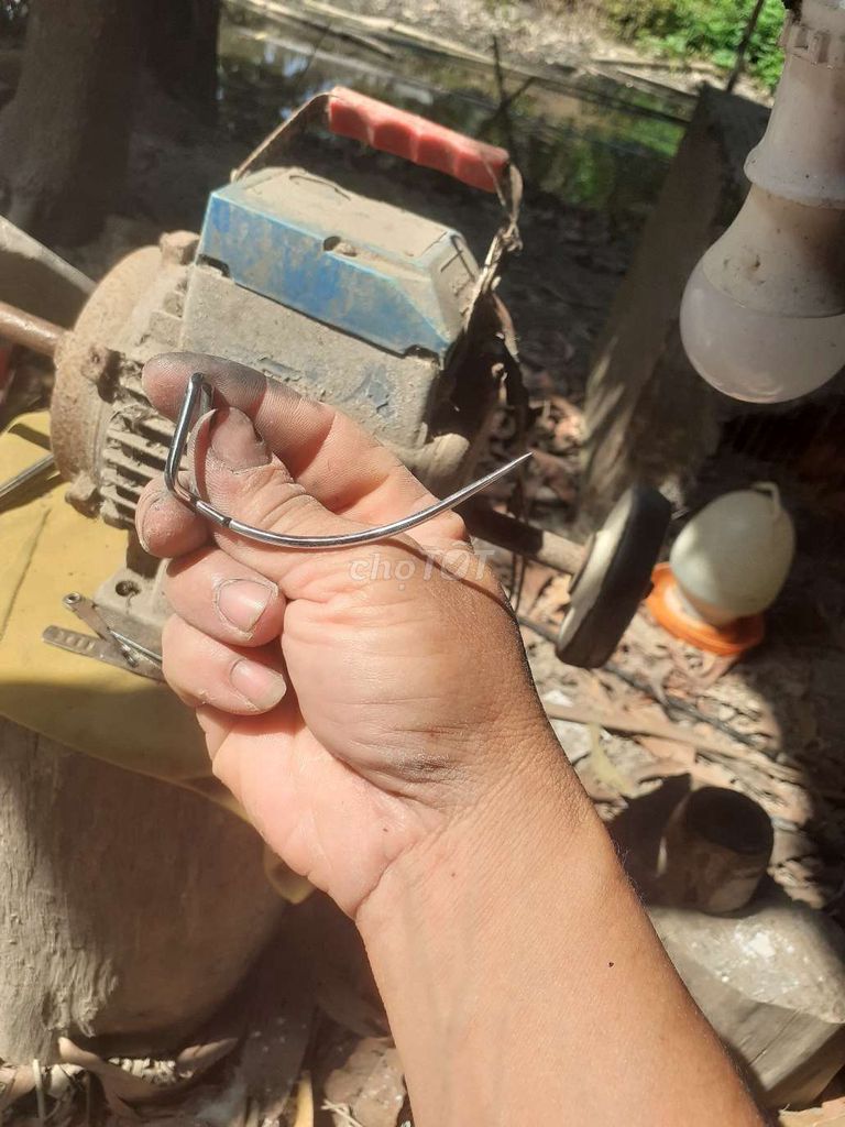 Dụng cụ cầm tay Kim loại Bạc. Mua bán Nội thất, đồ gia dụng khác tại Huyện Gò Quao Kiên Giang được đăng bởi trại gà lai, lò cựa út mân kiên giang ship toàn quốc  hình 1