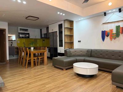 Аренда · 4 комн. · 100 м² · Quận Cẩm Lệ, ул. Đường Đình Văn Chấp