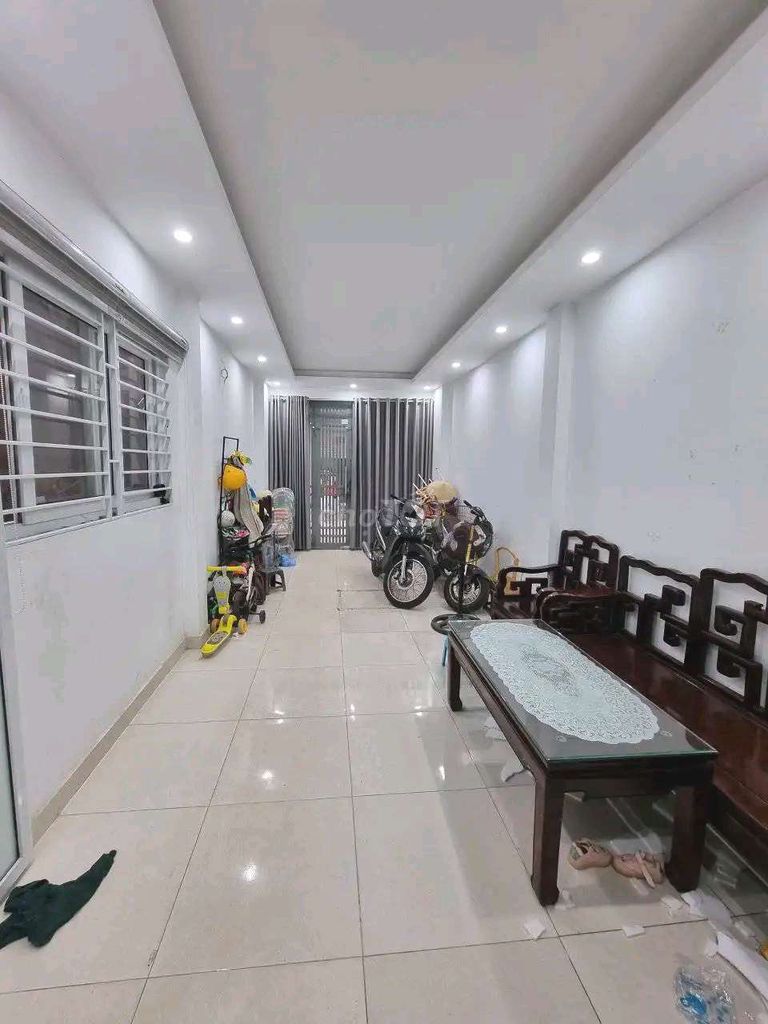 Chính chủ cho thuê MBKD mới tinh tại Hoa Bằng 45m2, riêng biệt