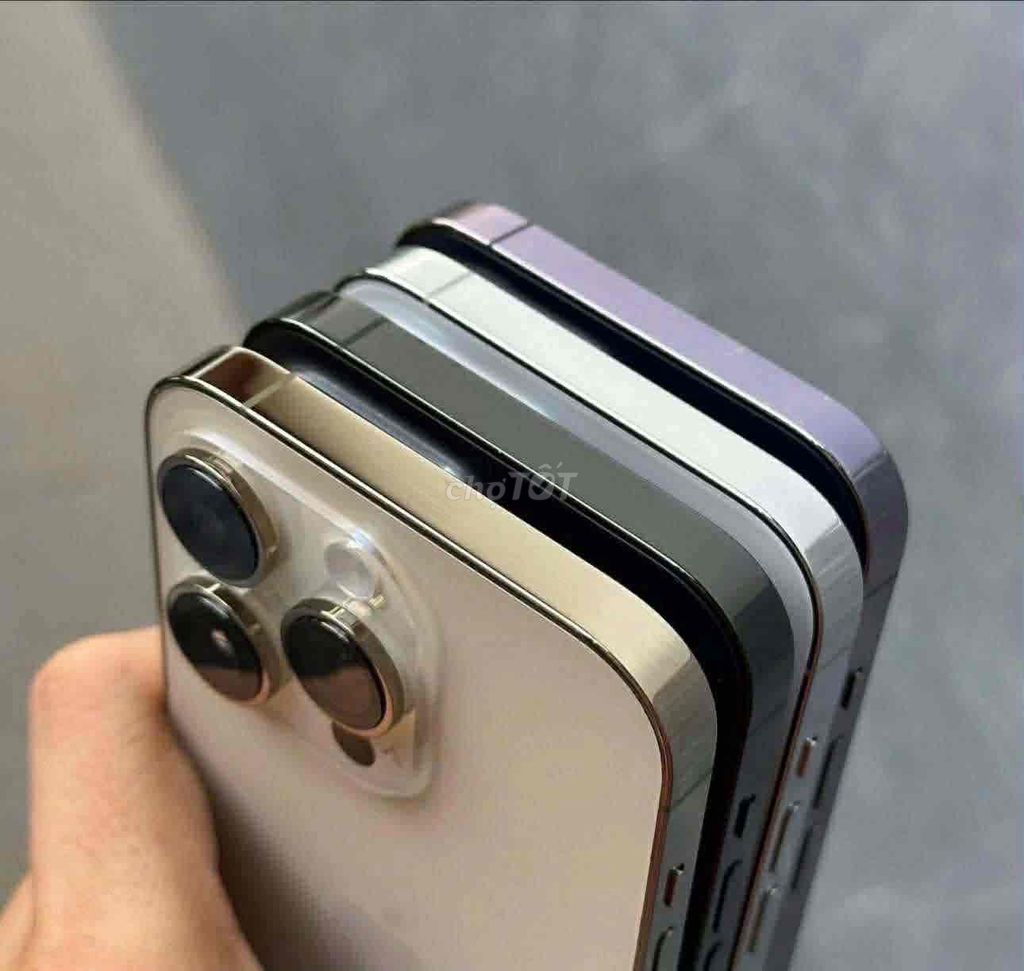 Apple iPhone 15prm Đa sắc. Mua bán Điện thoại tại Thành phố Thủ Đức Tp Hồ Chí Minh được đăng bởi Vương Hoàng hình 1
