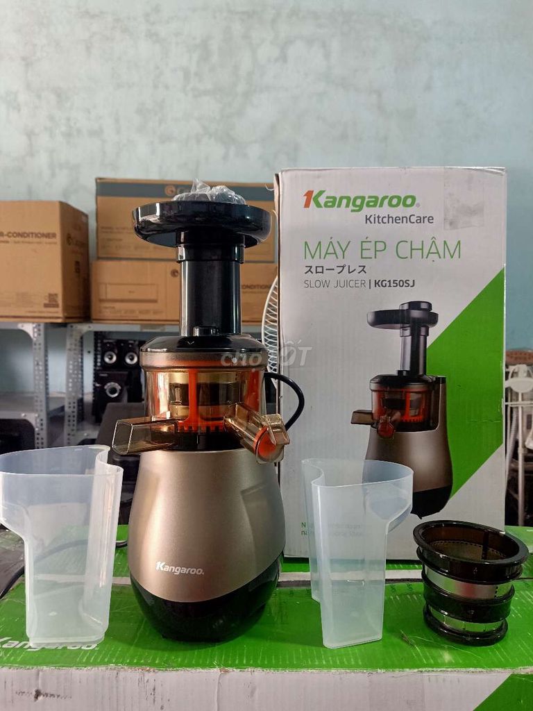 Máy ép chậm Kangaroo KG150SJ thanh lý giảm giá