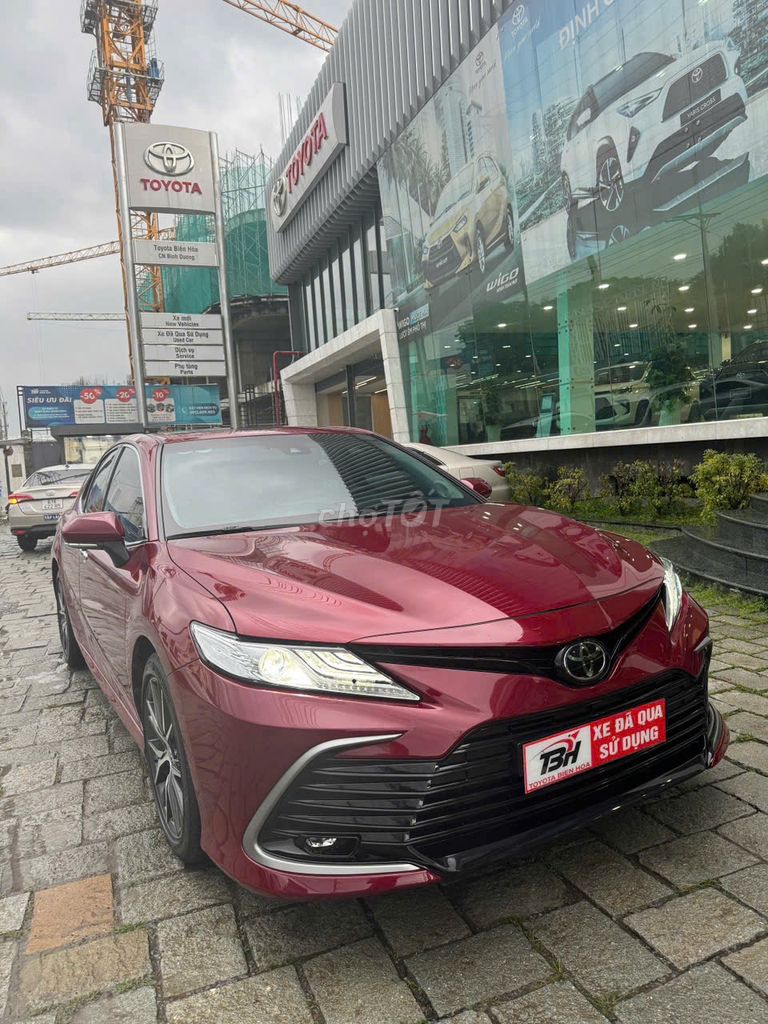 Toyota Camry 2022 2.0 Q xe siêu đẹp