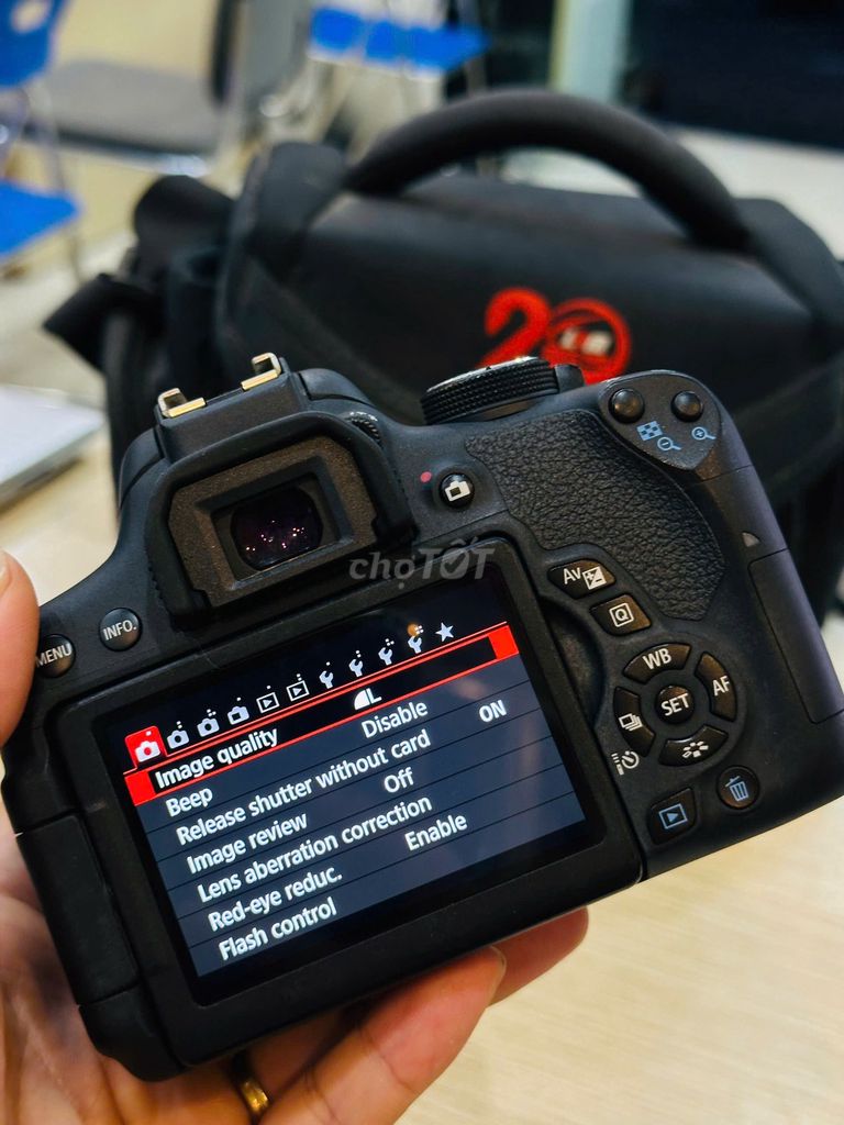 Máy ảnh Canon 750D DSLR Đen 18-55 IS STM. Mua bán Máy ảnh, Máy quay tại Quận Đống Đa Hà Nội được đăng bởi Nguyễn Thu hình 1