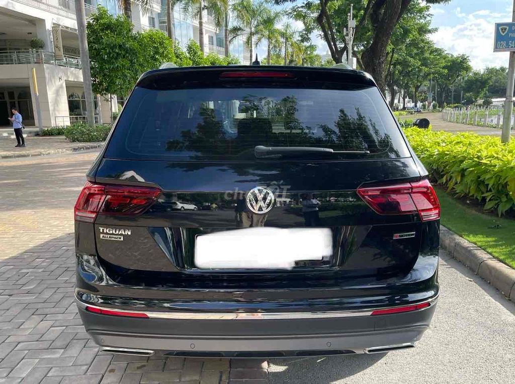 Volkswagen Tiguan 2016 2.0 AT - 12881 km. Mua bán Ô tô tại Quận 7 Tp Hồ Chí Minh được đăng bởi Tên chưa cung cấp hình 1