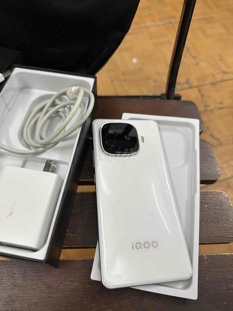 iQOO Z9 Turbo 12GB/256GB Trắng. Mua bán Điện thoại tại Quận Bắc Từ Liêm Hà Nội được đăng bởi Vũ Trung Hậu hình 1