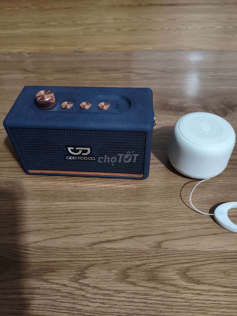 Loa Bluetooth màu Xanh Trắng. Mua bán Tivi, Âm thanh tại Quận Hà Đông Hà Nội được đăng bởi tuấn phan văn hình 1