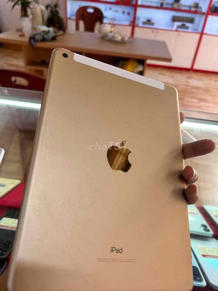 Apple iPad Gen 5 32GB Vàng 4G. Mua bán Máy tính bảng tại Quận Hai Bà Trưng Hà Nội được đăng bởi Truong hình 1