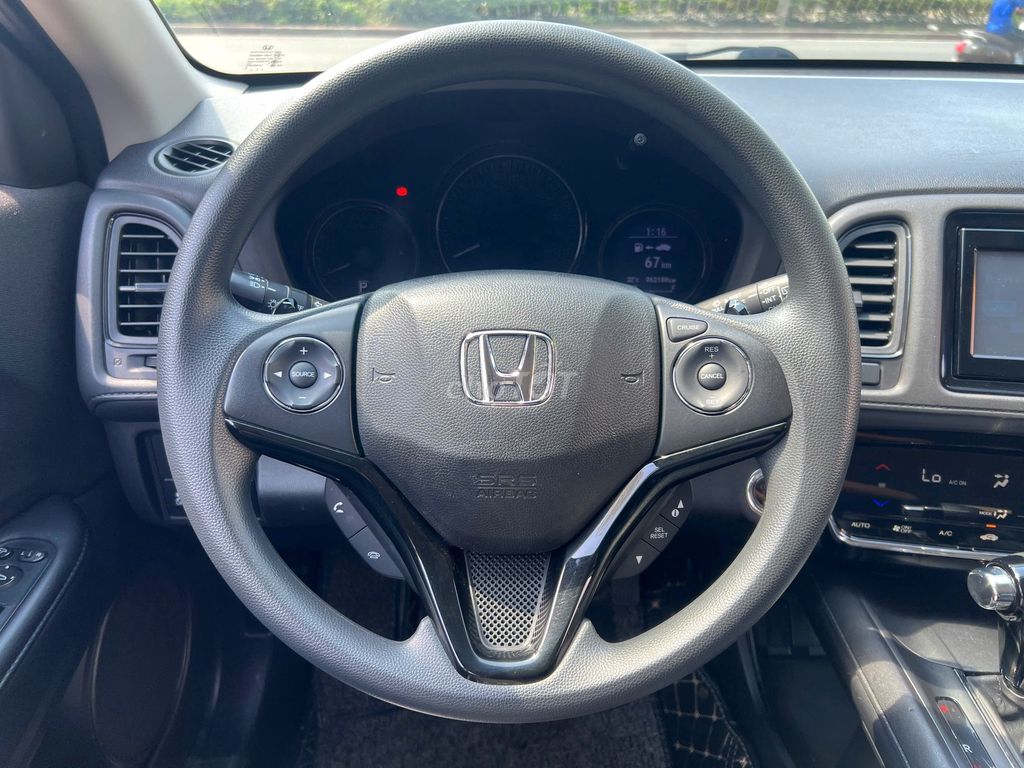 Honda HRV 2018 xe đẹp bảo dưỡng full hãng. Mua bán Ô tô tại Thành phố Biên Hòa Đồng Nai được đăng bởi Thái Phạm hình 10