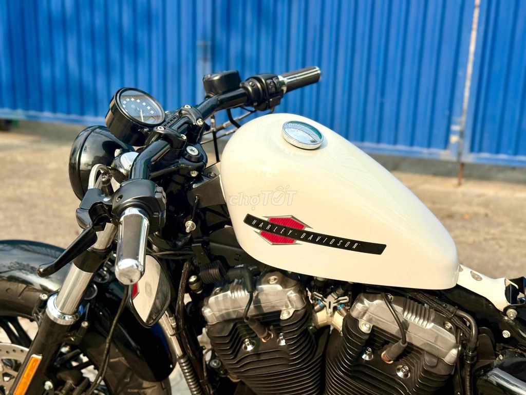 Harley-Davidson 48 2020 Trắng Đen 5000 km. Mua bán Xe máy tại Quận Bắc Từ Liêm Hà Nội được đăng bởi Phanmotorcycle hình 1