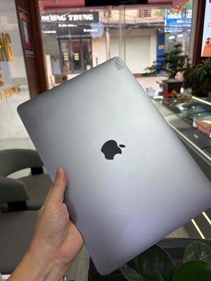 macbook pro 2019 touchbar i5 ram 16/1T 13ich 98%