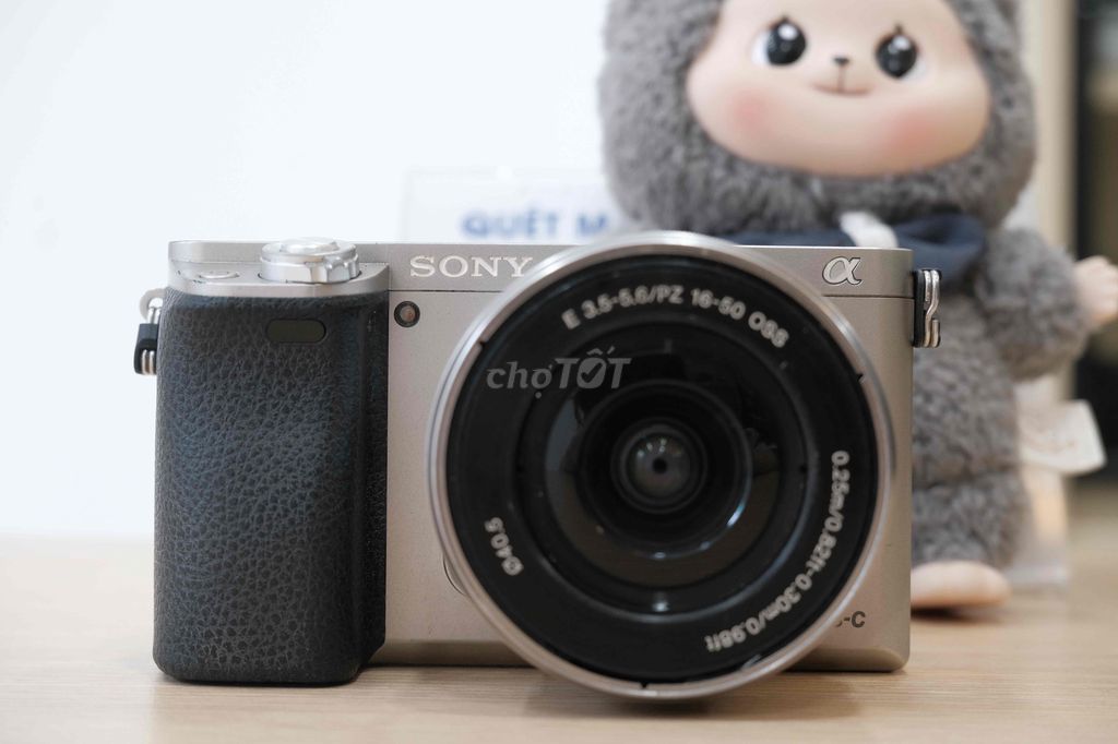 SONY A6000 BẠC KÈM KIT 16-50MM ĐẸP