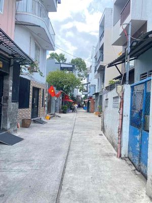 Townhouse 35 m² · 2 bed · Đường 3 Tháng 2
