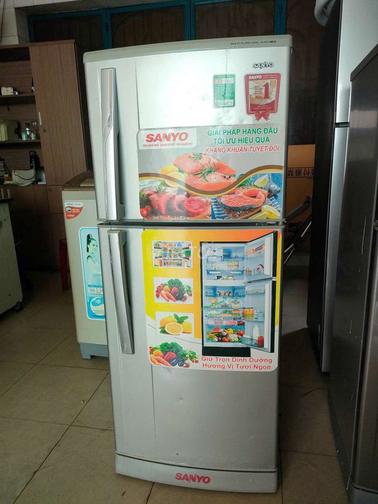 Tủ lạnh sanyo 170 lít không đóng tuyết