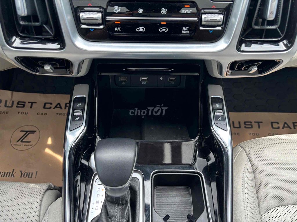 Kia Sorento 2022 Signature 2.5 AT AWD - 30000 km. Mua bán Ô tô tại Quận 8 Tp Hồ Chí Minh được đăng bởi Cửa hàng ô tô cũ TRUST CARS hình 20