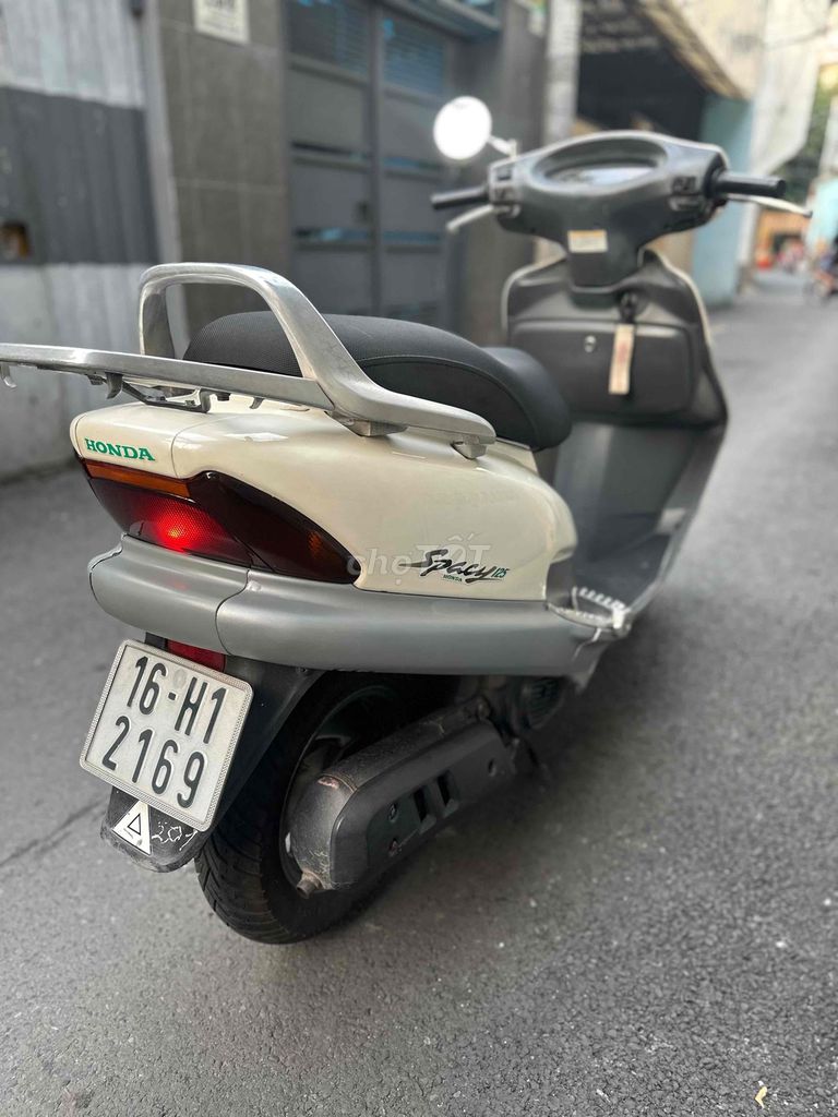 Spacy 125 2001 máy êm ru áo liền đẹp giấy tờ đầyđủ. Mua bán Xe máy tại Quận Gò Vấp Tp Hồ Chí Minh được đăng bởi Quang Duy hình 5
